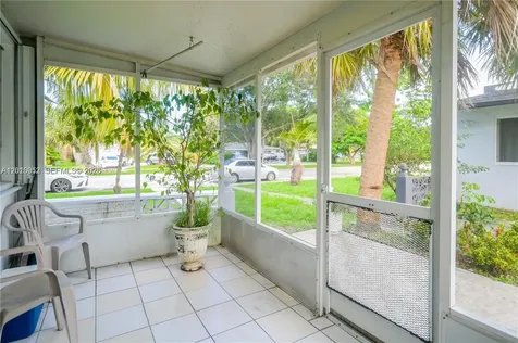 1716 N 16th Court Hollywood FL 33020