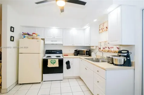 1716 N 16th Court Hollywood FL 33020