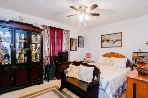 1716 N 16th Court Hollywood FL 33020