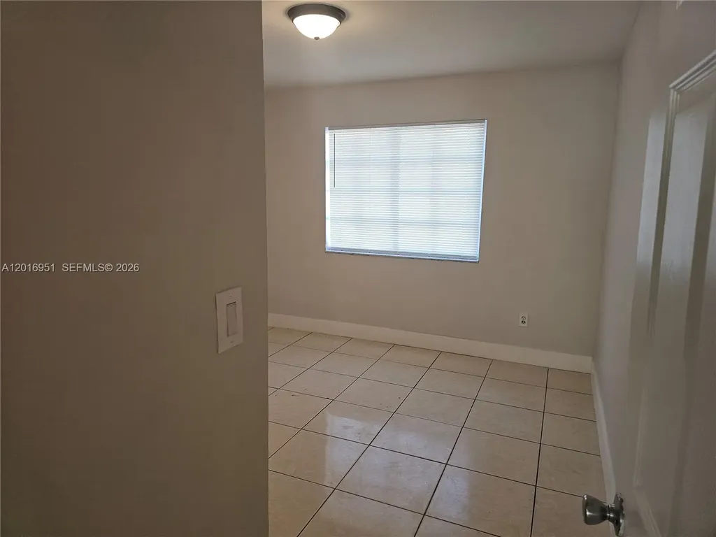 7692 NW 178th Terrace Hialeah FL 33015