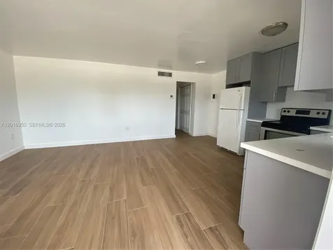 7011 Pembroke Road Pembroke Pines FL 33023