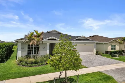 13909 SE Riversway Street Port St. Lucie FL 34984
