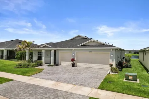 13909 SE Riversway Street Port St. Lucie FL 34984