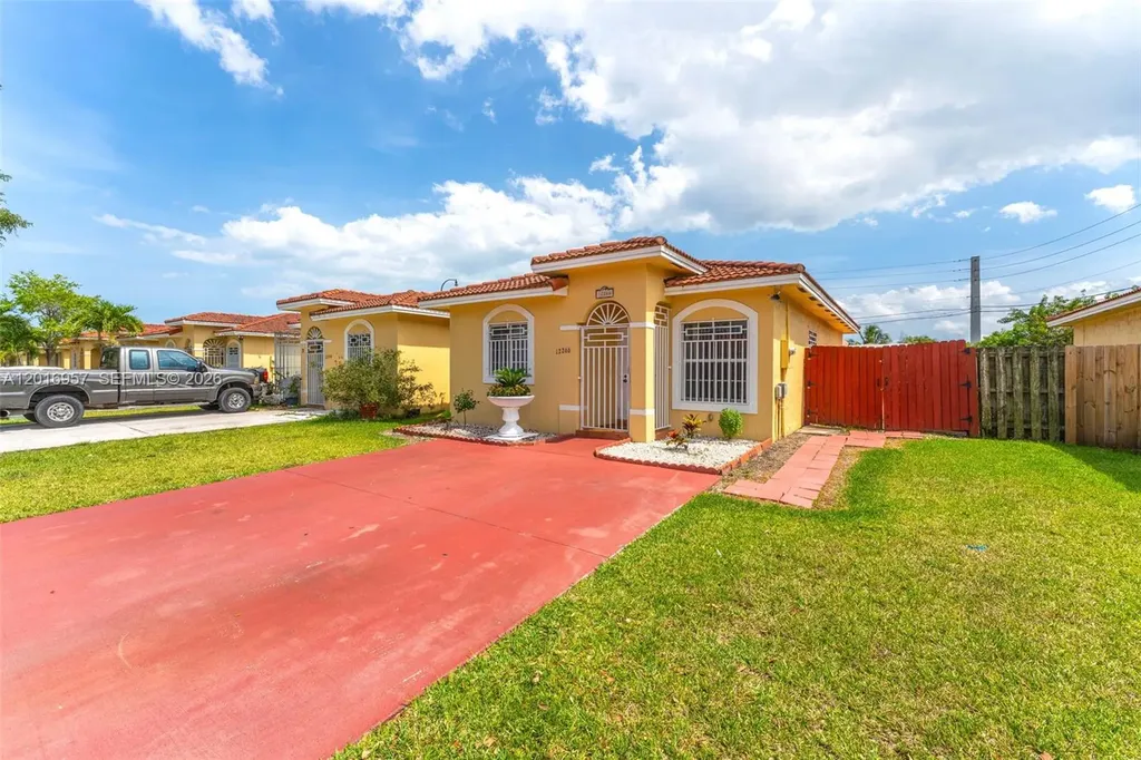 12266 SW 215th Terrace Miami FL 33177