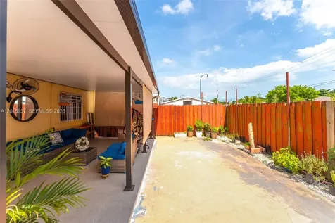 12266 SW 215th Terrace Miami FL 33177