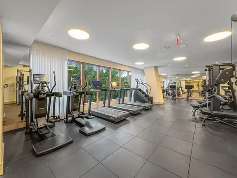 2678 Tigertail Avenue Miami FL 33133