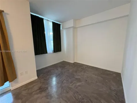 133 NE 2nd Avenue Miami FL 33132