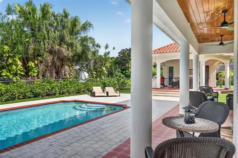 18461 SW 83rd Avenue Cutler Bay FL 33157