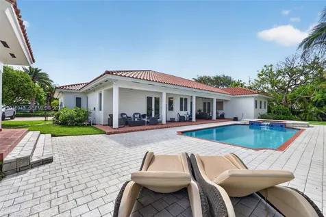 18461 SW 83rd Avenue Cutler Bay FL 33157