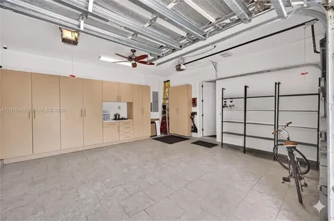 18461 SW 83rd Avenue Cutler Bay FL 33157