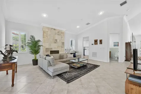 18461 SW 83rd Avenue Cutler Bay FL 33157