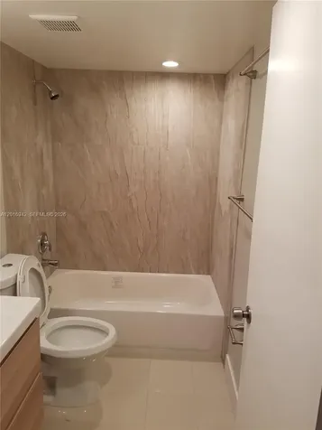 220 Lakeview Drive Weston FL 33326