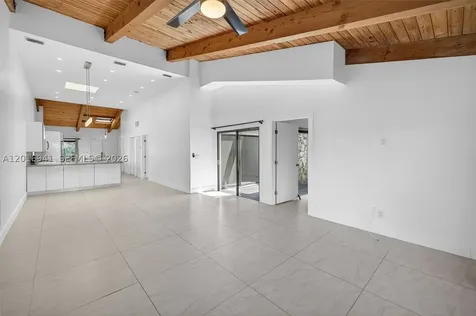 2619 S Parkview Drive Hallandale Beach FL 33009