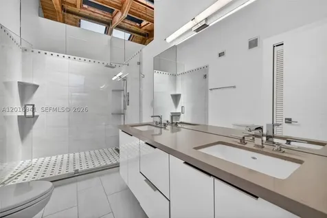 2619 S Parkview Drive Hallandale Beach FL 33009