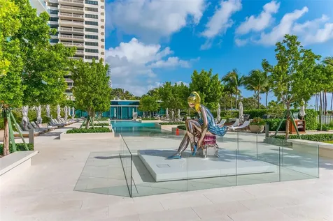 10201 Collins Avenue Bal Harbour FL 33154