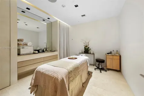10201 Collins Avenue Bal Harbour FL 33154