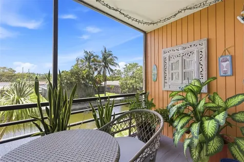 111 Royal Park Drive Oakland Park FL 33309