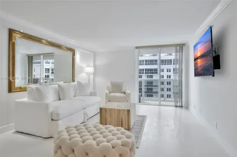 2401 Collins Avenue Miami Beach FL 33140