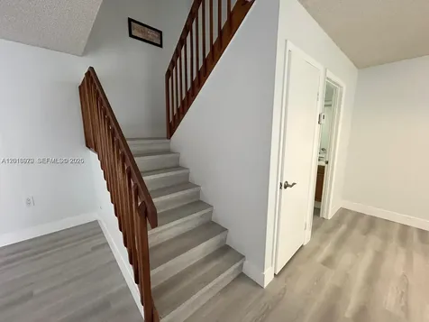 9106 SW 20th Street Davie FL 33324