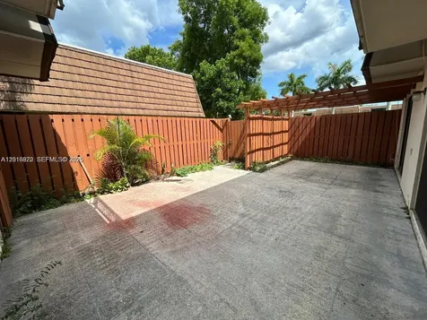 9106 SW 20th Street Davie FL 33324