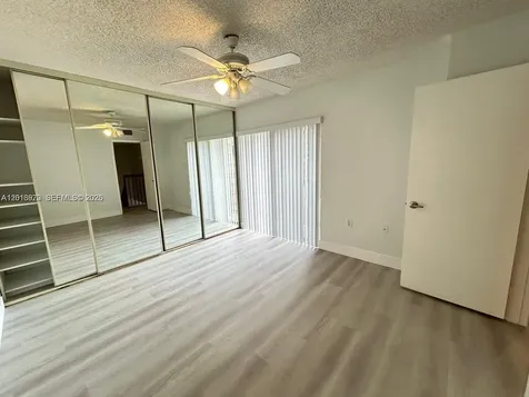 9106 SW 20th Street Davie FL 33324