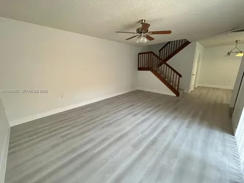 9106 SW 20th Street Davie FL 33324