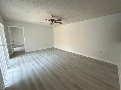 9106 SW 20th Street Davie FL 33324