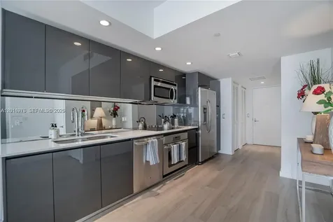 31 SE 6th Street Miami FL 33131