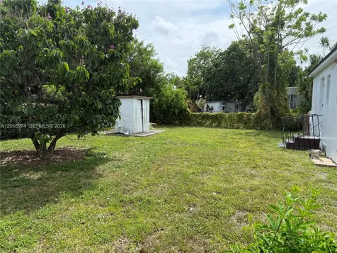 1510 NW 57th Street Miami FL 33142