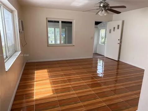 1510 NW 57th Street Miami FL 33142
