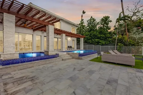9380 Bay Drive Surfside FL 33154