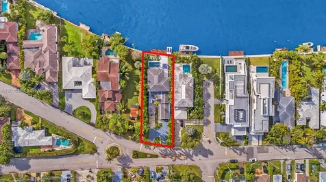 9380 Bay Drive Surfside FL 33154