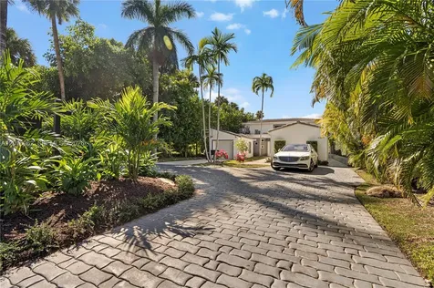 9380 Bay Drive Surfside FL 33154