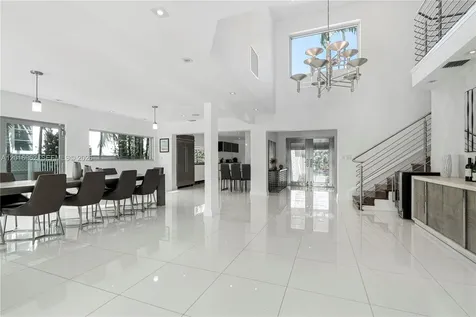 9380 Bay Drive Surfside FL 33154