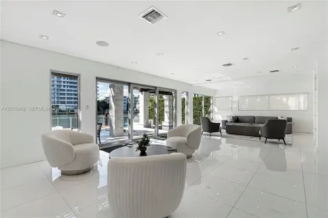 9380 Bay Drive Surfside FL 33154