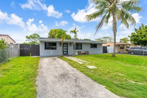 1121 N 71st Avenue Hollywood FL 33024