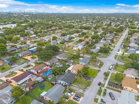 1121 N 71st Avenue Hollywood FL 33024