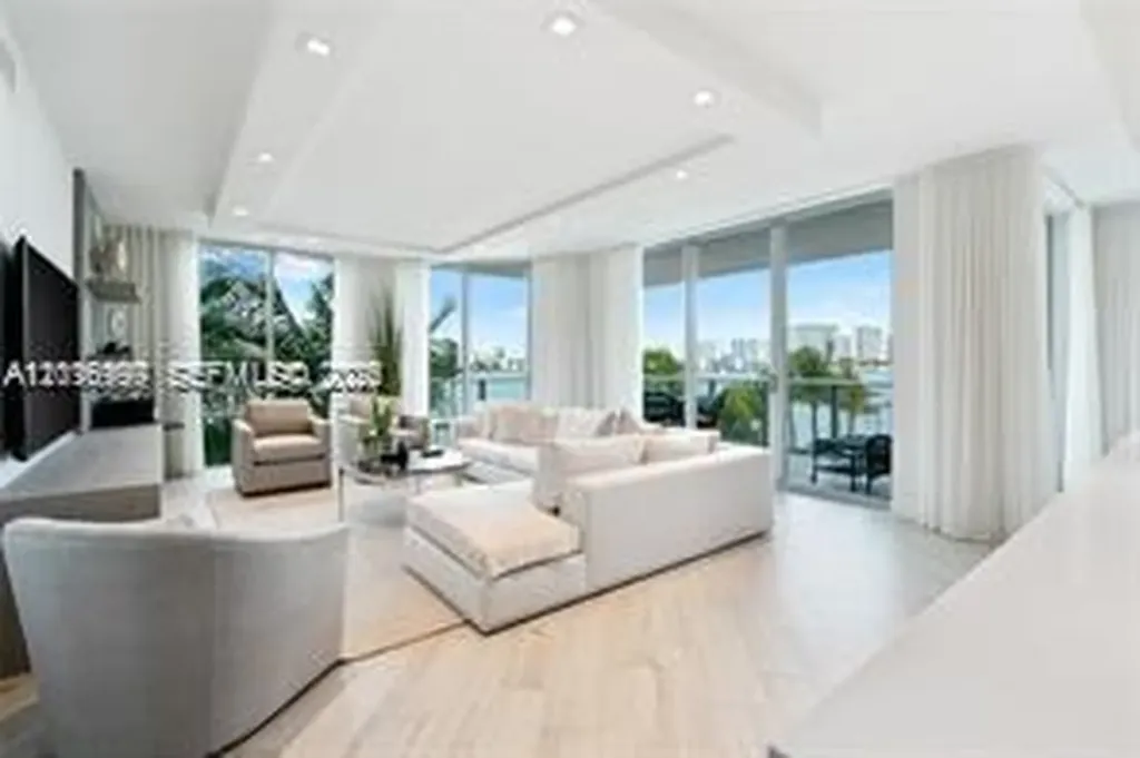 17111 Biscayne Boulevard North Miami Beach FL 33160