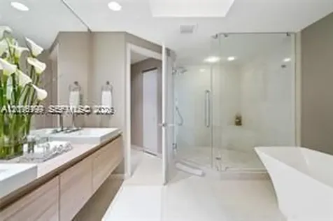 17111 Biscayne Boulevard North Miami Beach FL 33160