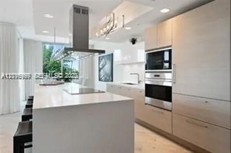 17111 Biscayne Boulevard North Miami Beach FL 33160