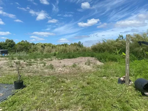 15542 SW 212th Avenue Miami FL 33187