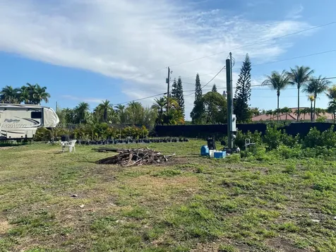 15542 SW 212th Avenue Miami FL 33187