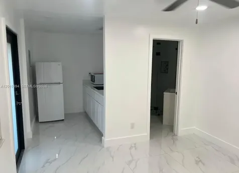 Miami FL 33193
