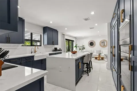 7200 SW 107th Terrace Pinecrest FL 33156