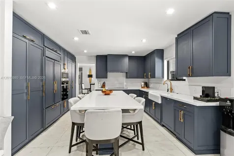 7200 SW 107th Terrace Pinecrest FL 33156