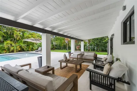7200 SW 107th Terrace Pinecrest FL 33156