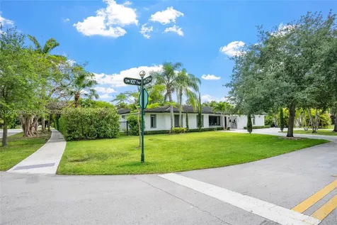 7200 SW 107th Terrace Pinecrest FL 33156