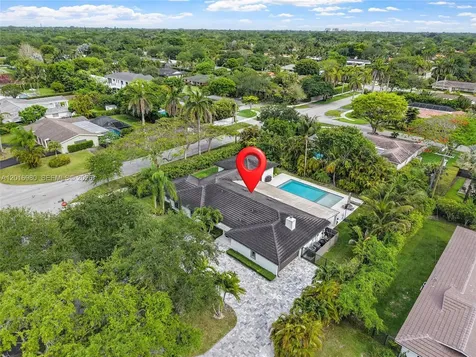 7200 SW 107th Terrace Pinecrest FL 33156