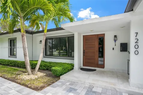 7200 SW 107th Terrace Pinecrest FL 33156