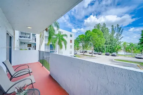 Miami FL 33184